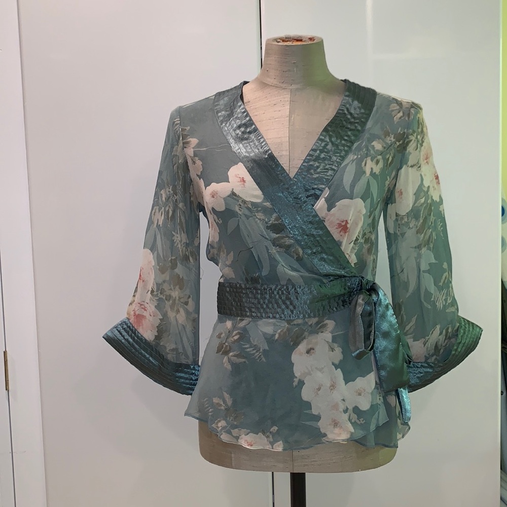 Kimono style blouse
